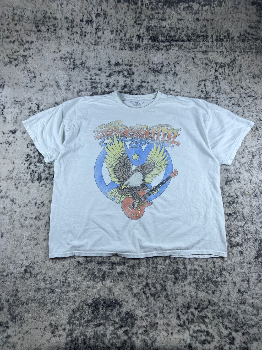 Aerosmith T-Shirt Mens White  Star Eagle Guitar Concert Band Tee Graphic Tee
